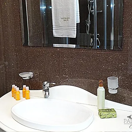Hotel Palazzo Eliss Di Bartocci Srl Margherita Di Savoia