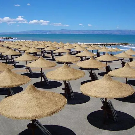Palazzo Eliss Di Bartocci Srl Hotel Margherita Di Savoia